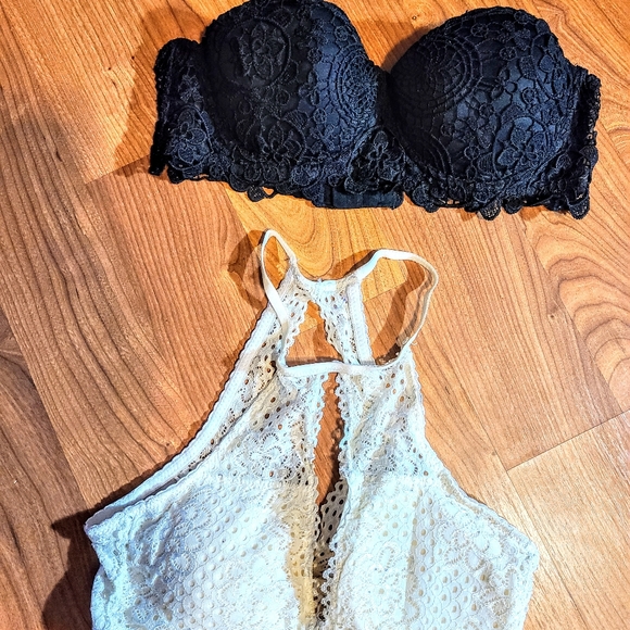 Medium bralette and black strapless bra - Picture 7 of 8